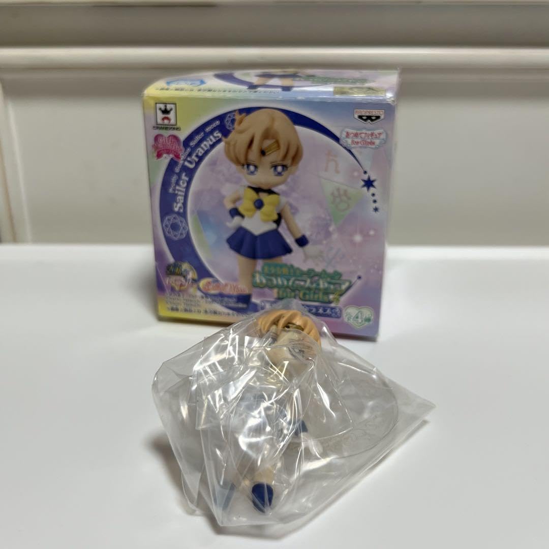 セーラームーン ぷちきゃら フィギュア 月野うさぎ ウラヌス Amazon.co.jp: セーラームーン あつめてフィギュア セーラーウラヌス